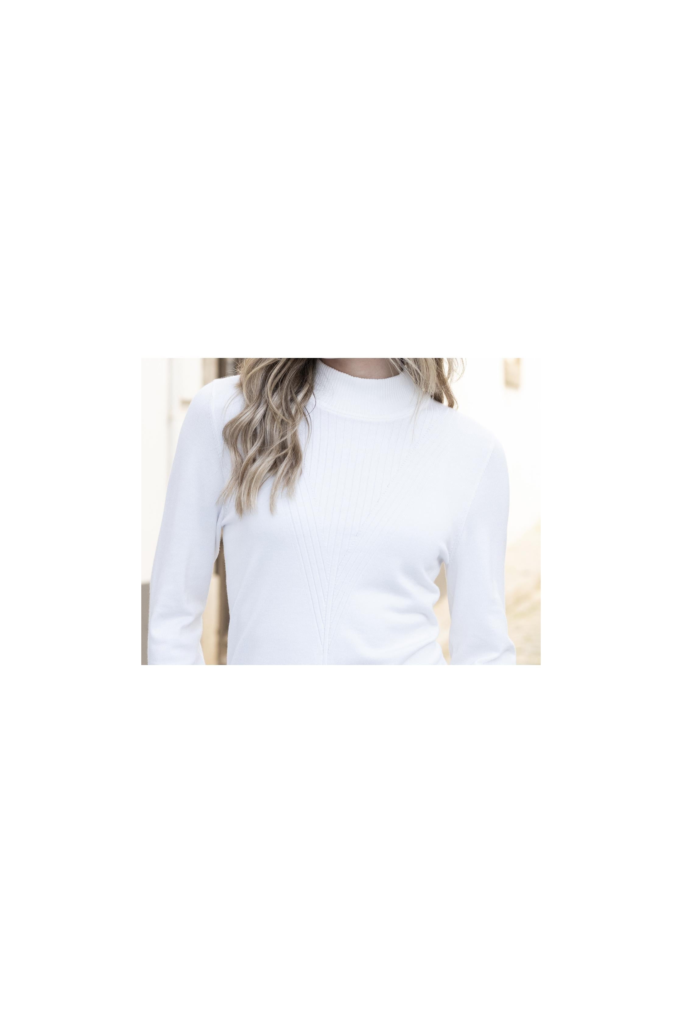 KADOU BOUTIQUE Chevron Knit Turtleneck Sweater — detail close-up