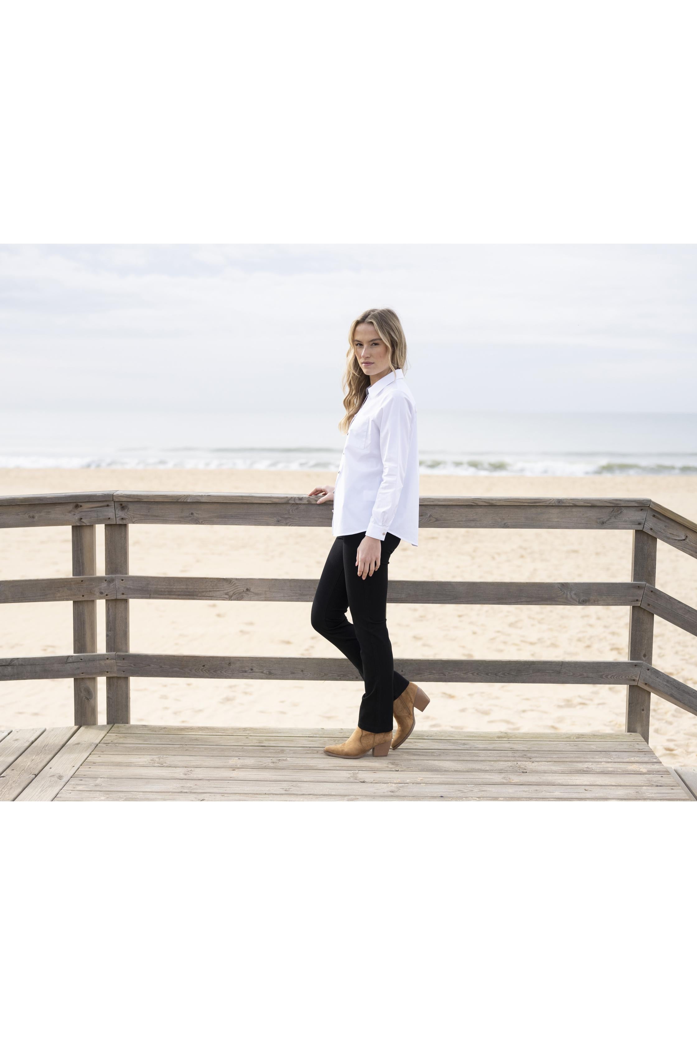 KADOU BOUTIQUE Classic Cotton Button-Down Shirt — size reference