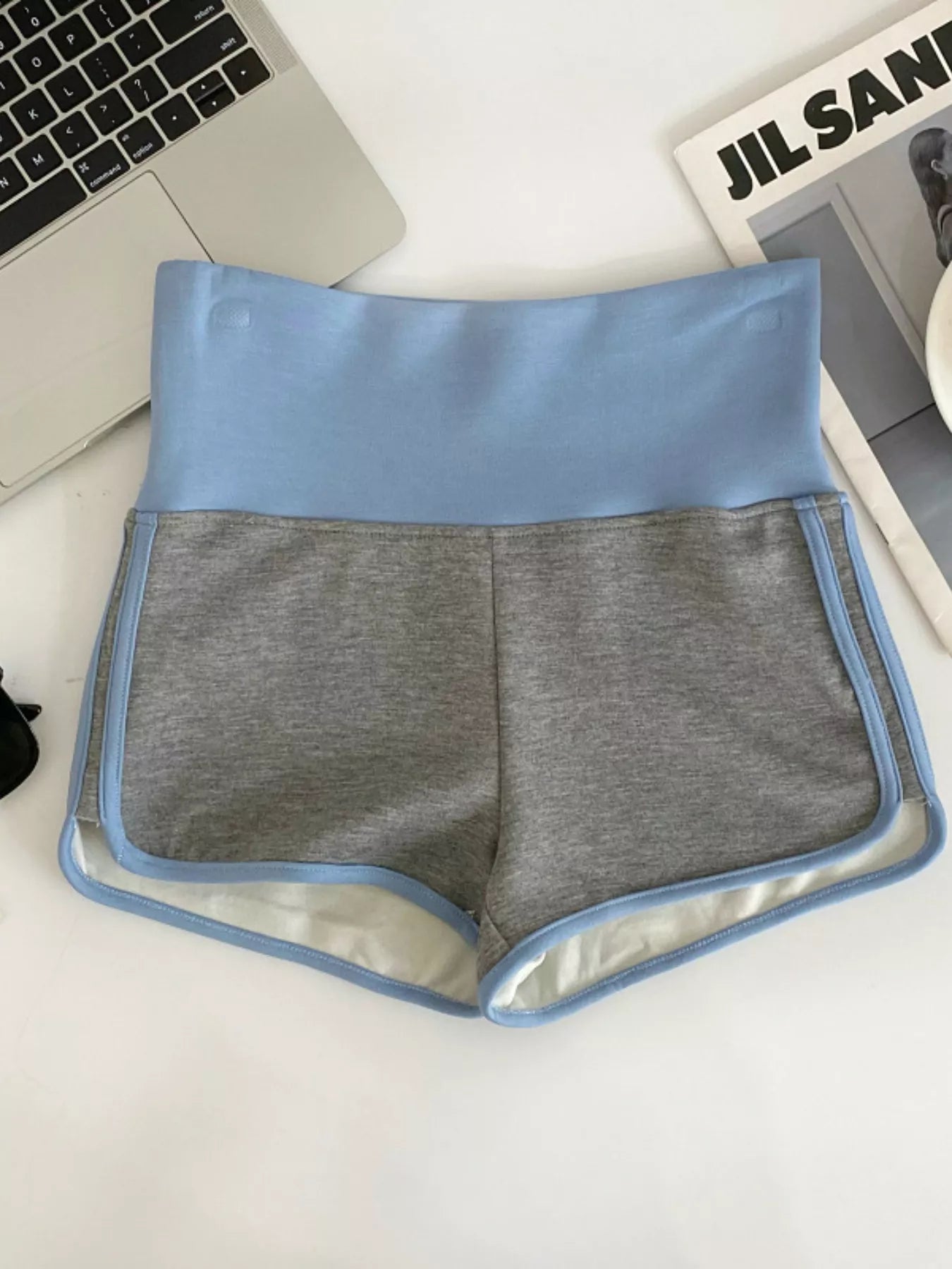 High Waist Contrast Trim Shorts