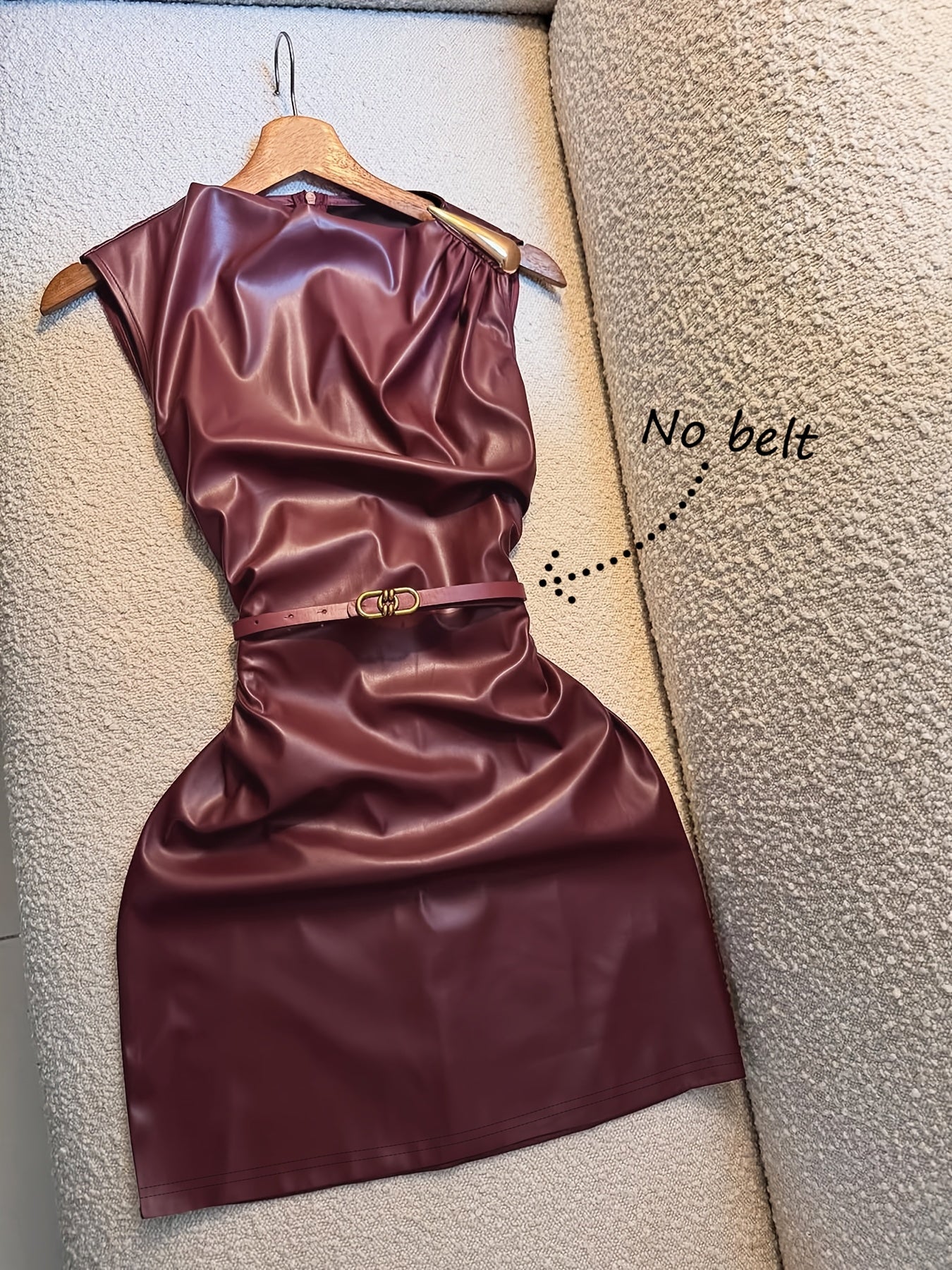 MyClosetAid Four-Season Dress — detail close-up