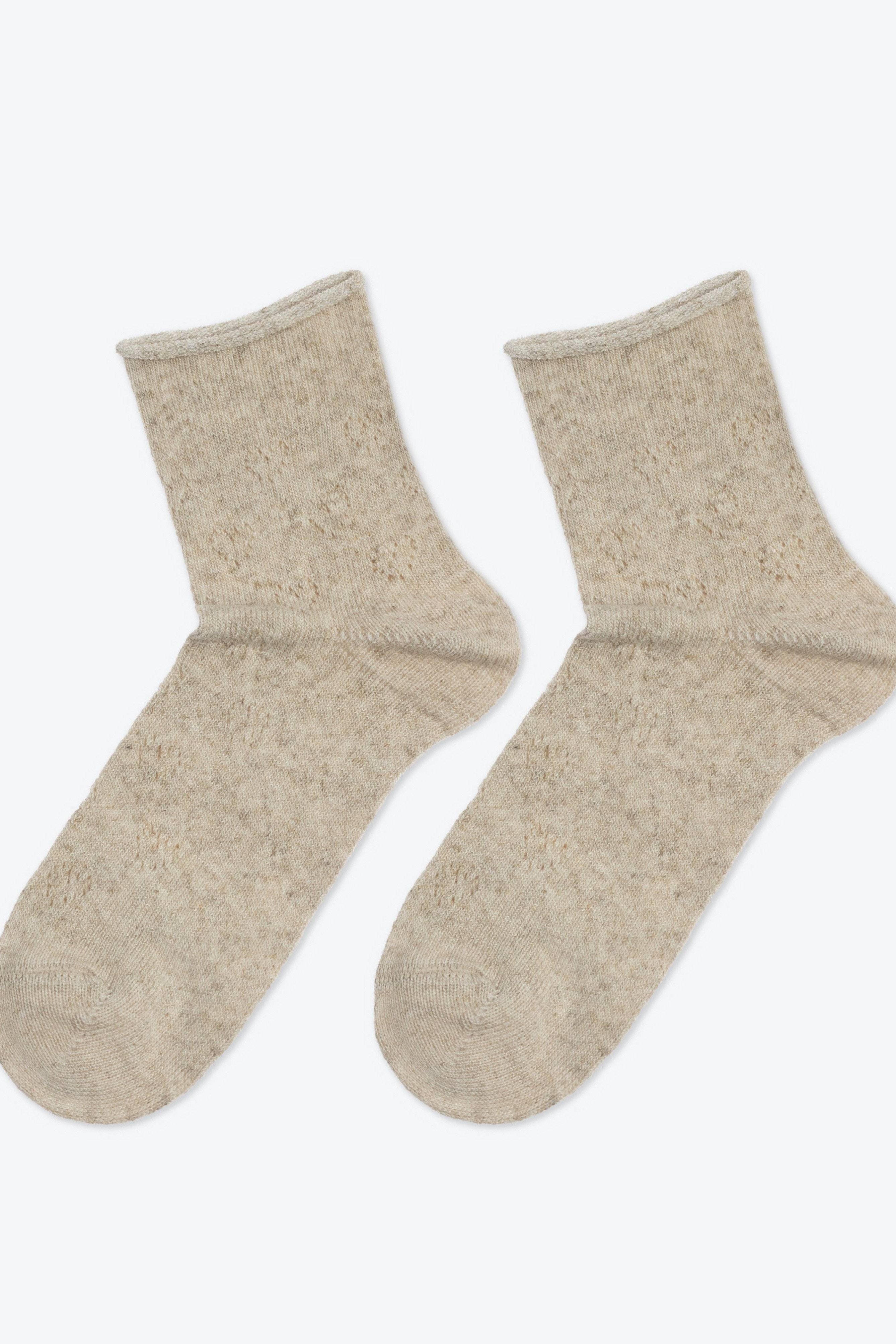TheRanok.com Cotton Linen Socks Conte Classic 542 - Hearts Pattern — back view