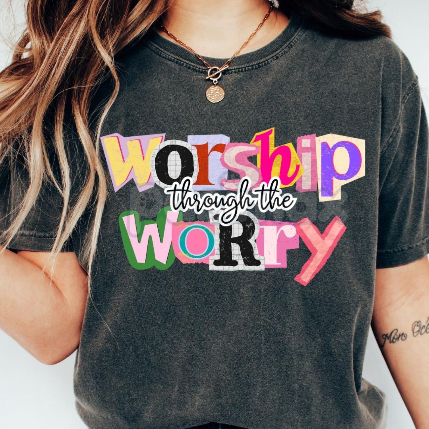 Pasimax Comfort Colors® Christian Faith Y2K T-Shirt – Retro Positivity Collage, Trendy Coquette Aesthetic, Ransom Letter Typo