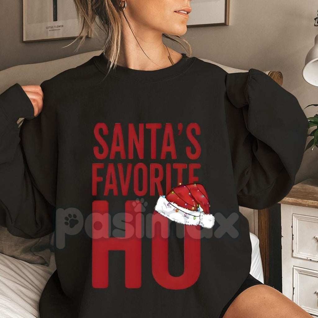 Pasimax Santa's Favorite Ho Funny Christmas Sweatshirt | Explicit Adult Holiday Jumper | Sarcastic Naughty Xmas Crewneck | Ma