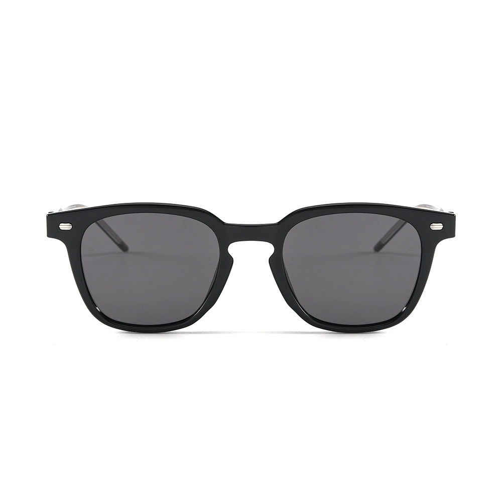 OHO's OHO's JESSIE Sunglasses (Color Variant 4) — Vintage-Inspired Aviator — lifestyle worn / used context