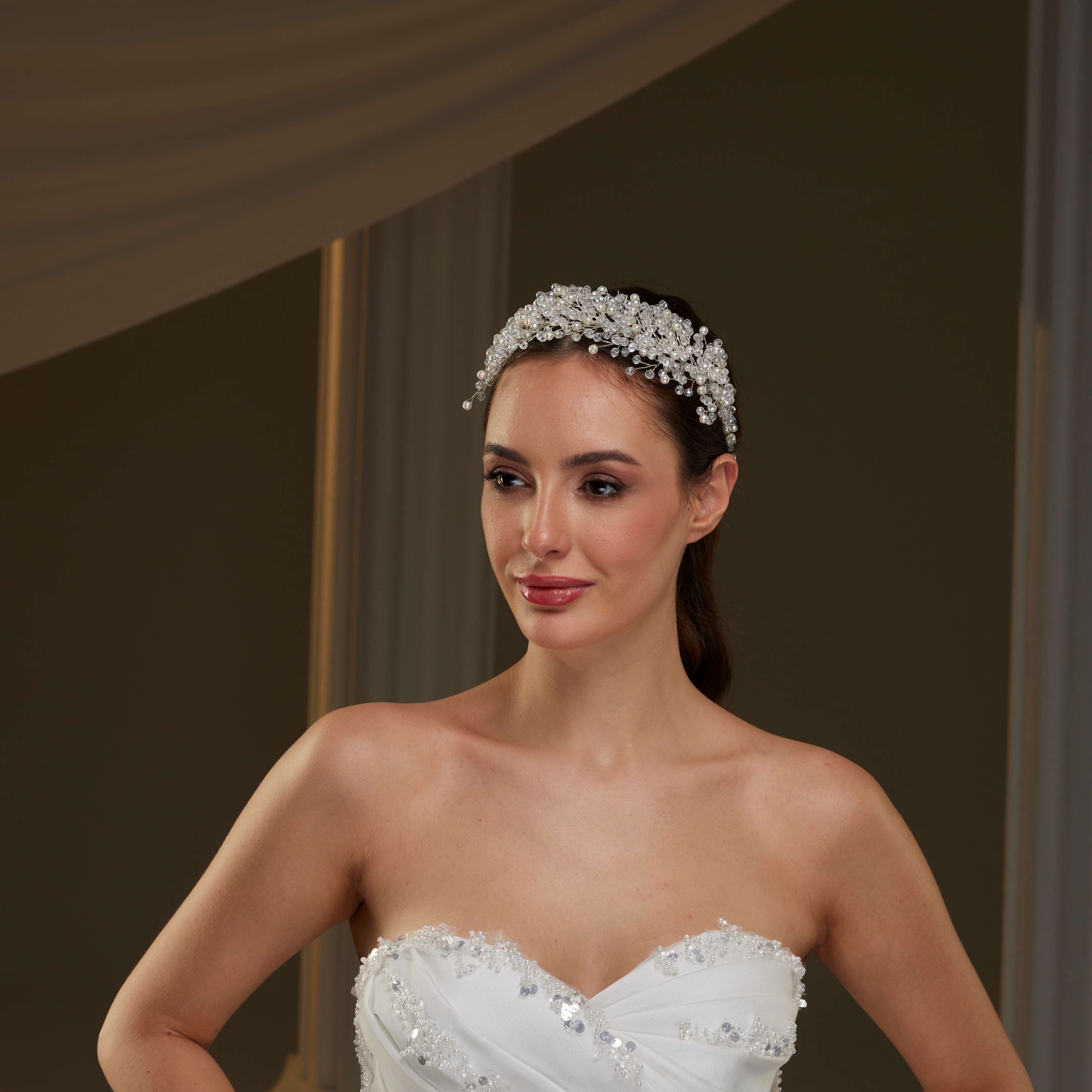 Elegant Bridal Hair Jewelry with Pearls – Bridal Port, view 4