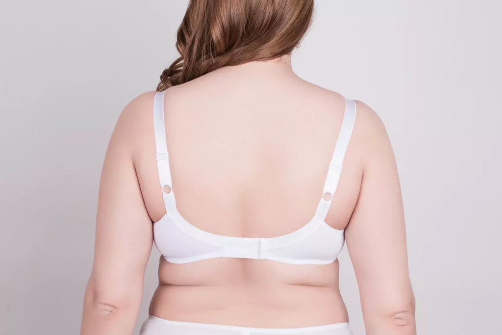 TheRanok.com Bra Milavitsa 107180 - Lace, Underwired, Triple-Cup — lifestyle context
