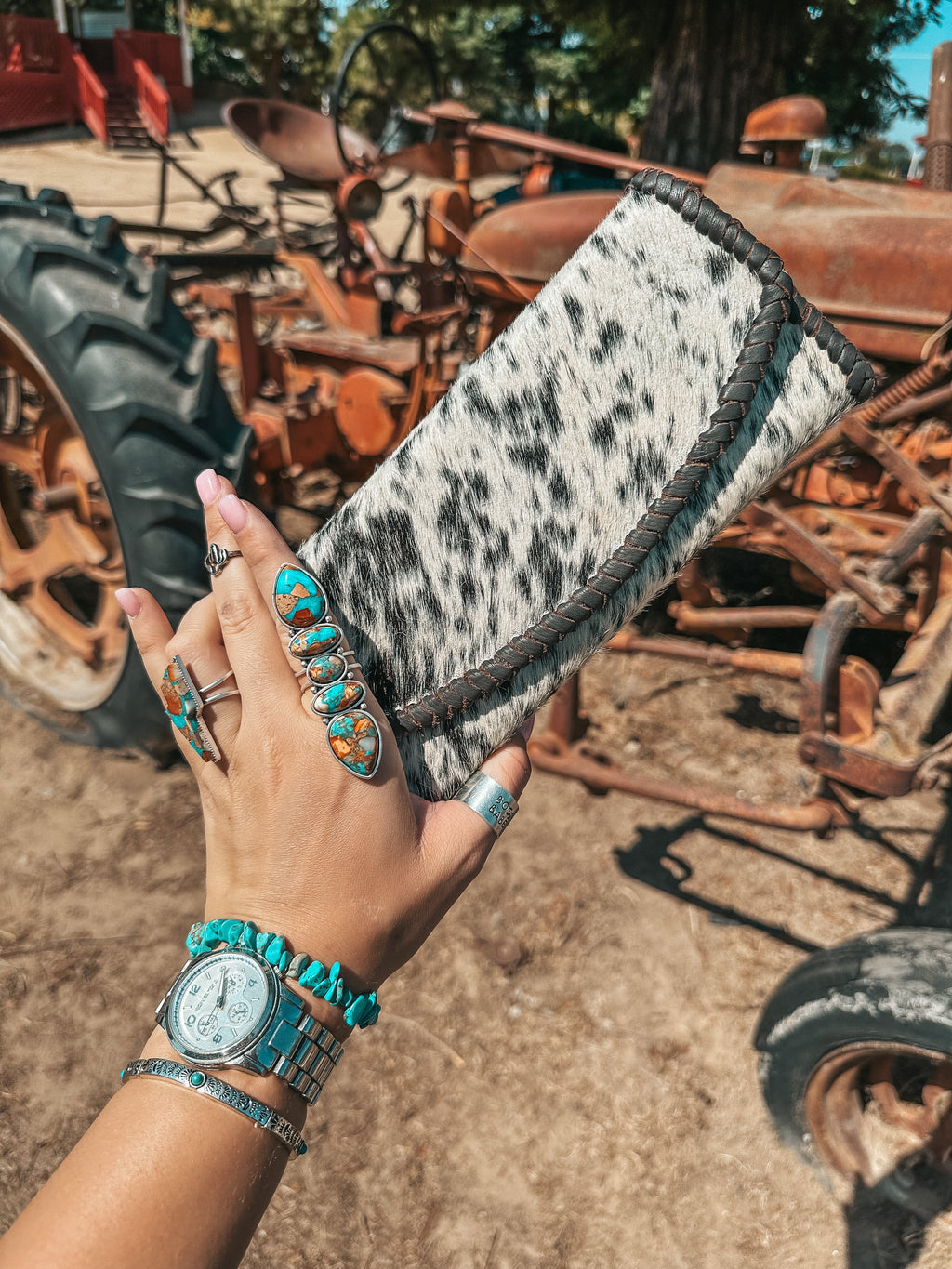 Haute Southern Hyde The Elva (Brown  Leather) Wallet a Haute Southern Hyde by Beth Marie Exclusive — detail close-up