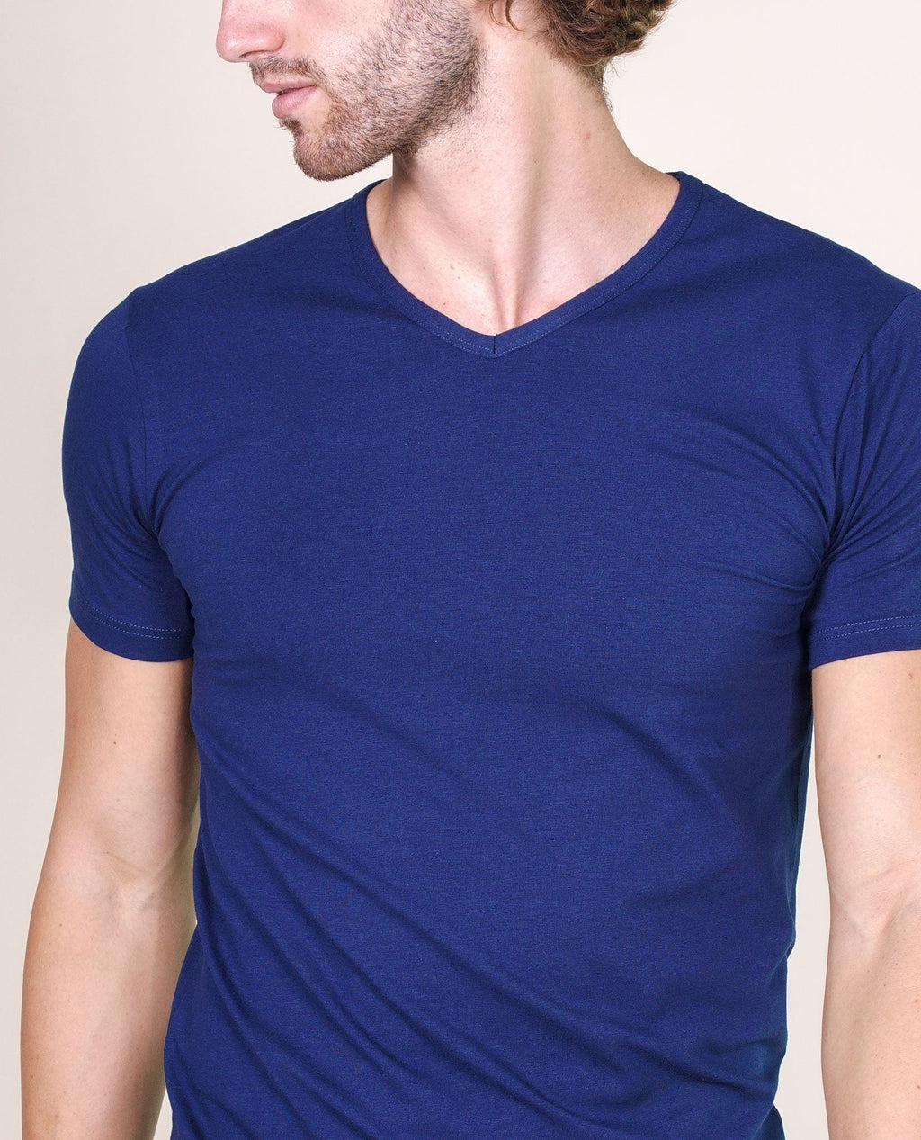 tittimitti BASIC COTTON Free Spirit Premium Quality Cotton Men's V - Neck T-Shirt Proudly Made in Italy (985) — lifestyle con