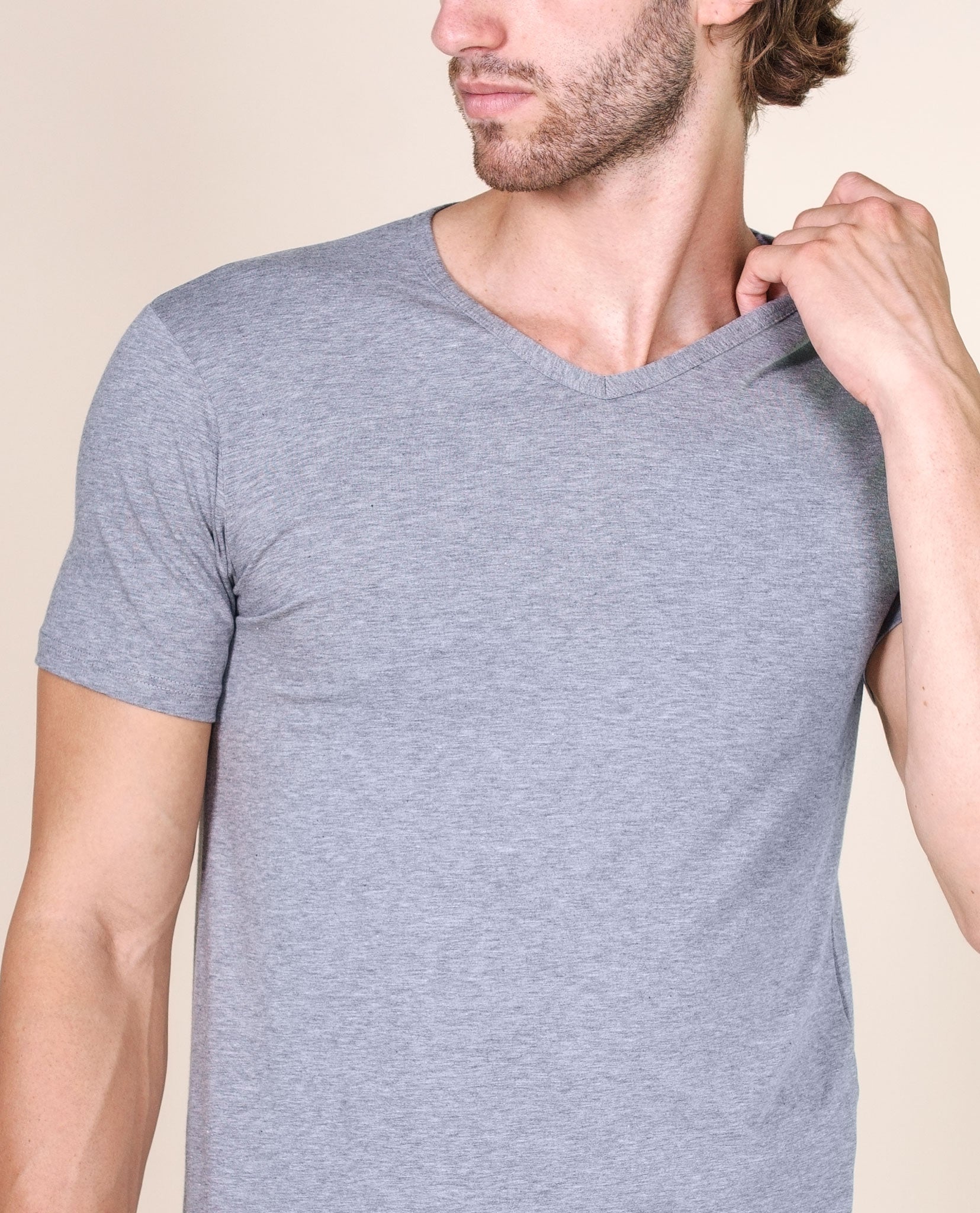 tittimitti BASIC COTTON Free Spirit Premium Quality Cotton Men's V - Neck T-Shirt Proudly Made in Italy (985) — comparison sh