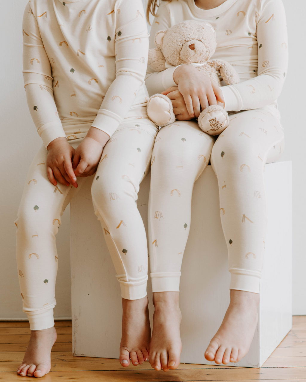 Dear Hayden Tencel Lyocell Pajama Set — detail close-up