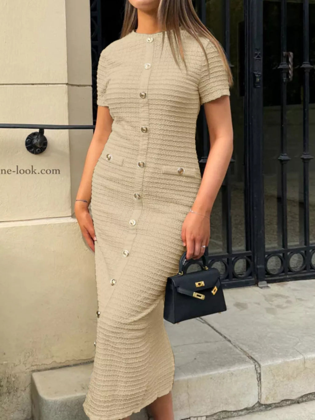 Textured Short Sleeve Midi Dress