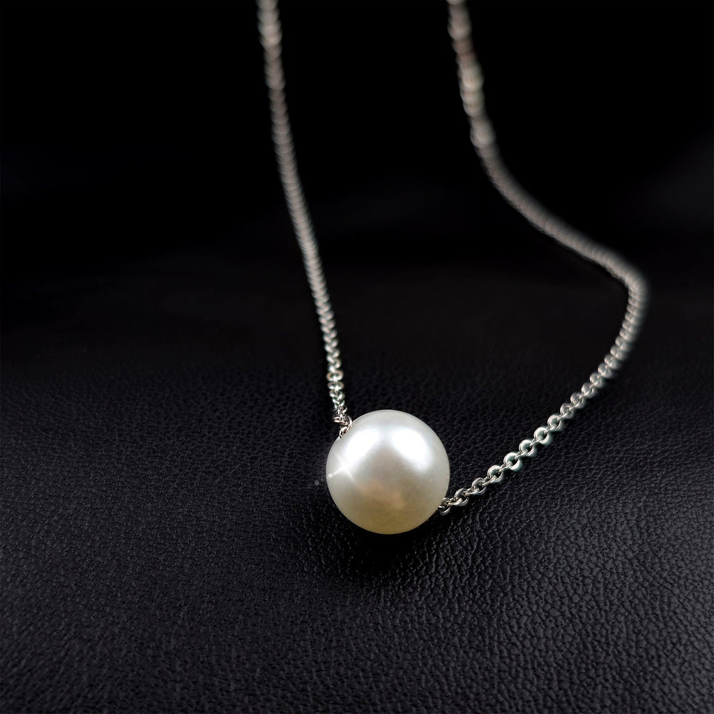 BodyCandy Stainless Steel Chain Necklace Minimalist Pearl Pendant Necklace — detail close-up