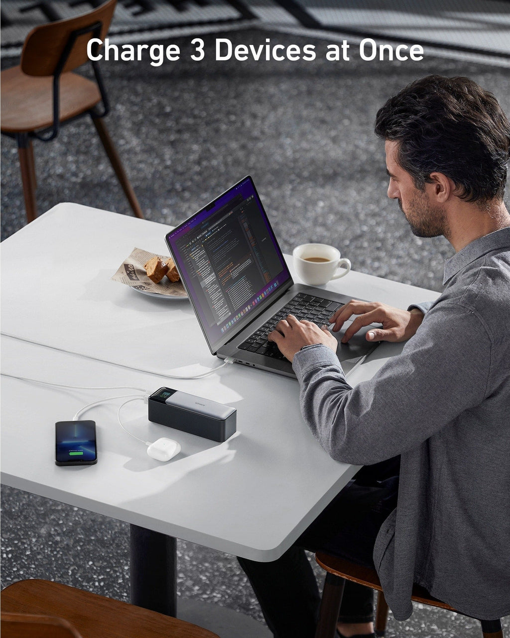 Anker 737 Power Bank (PowerCore 24K), view 5