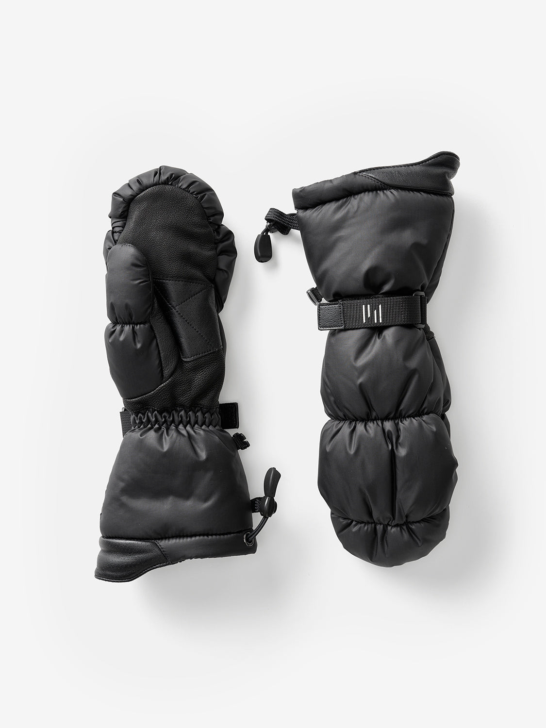 Holden Outerwear Puffy Mitten - Black — main product shot