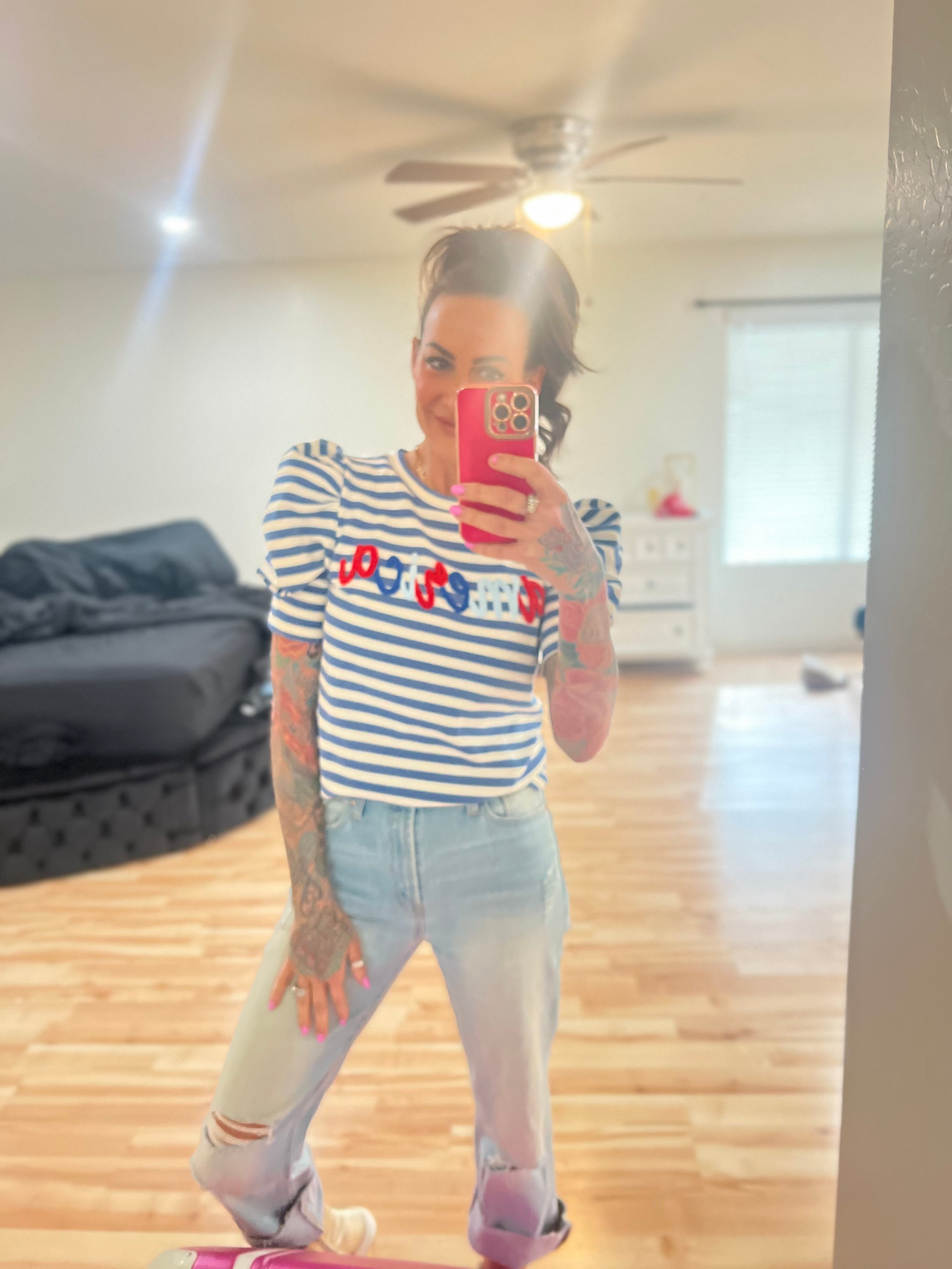 Pretty Little Patriot Pretty Little Patriot American Puff Sleeve Top — detail shot 7
