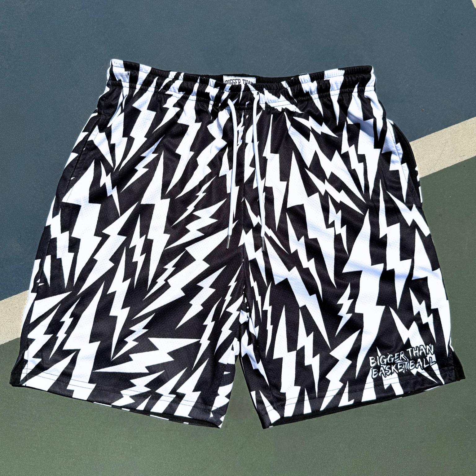 Bigger Than Basketball Shockwave - Shorts - Black — Black detail