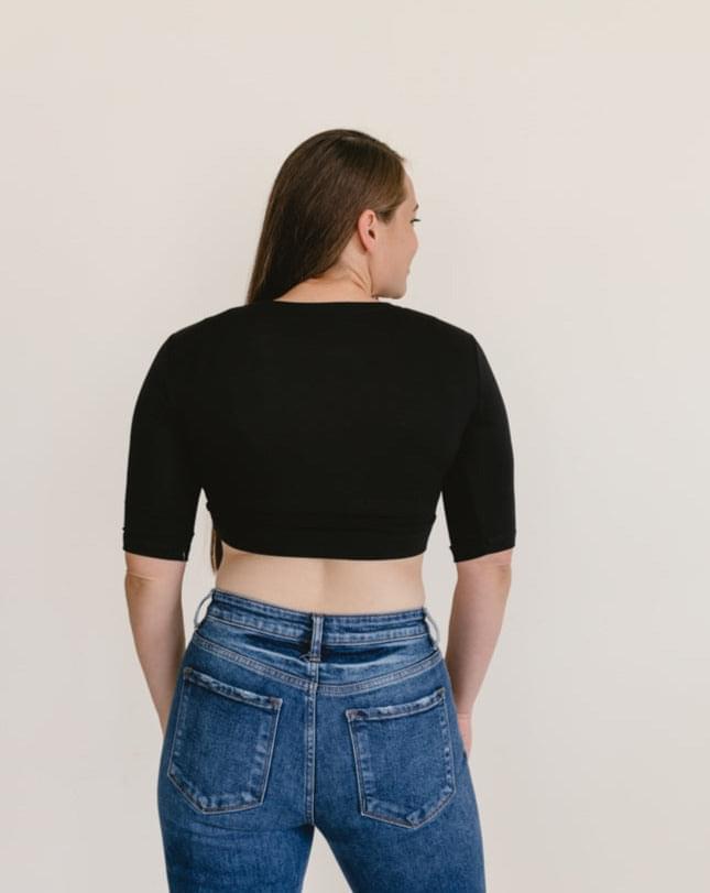 HALFTEE Layering Fashions Crew Neck Elbow Sleeve Halftee — detail shot 10
