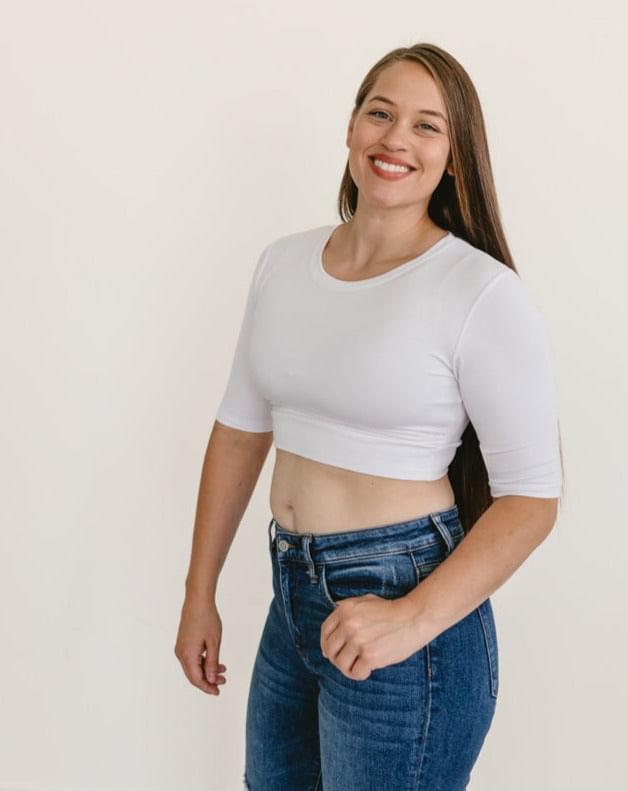 HALFTEE Layering Fashions Crew Neck Elbow Sleeve Halftee — HALFTEE Layering Fashions branding close-up