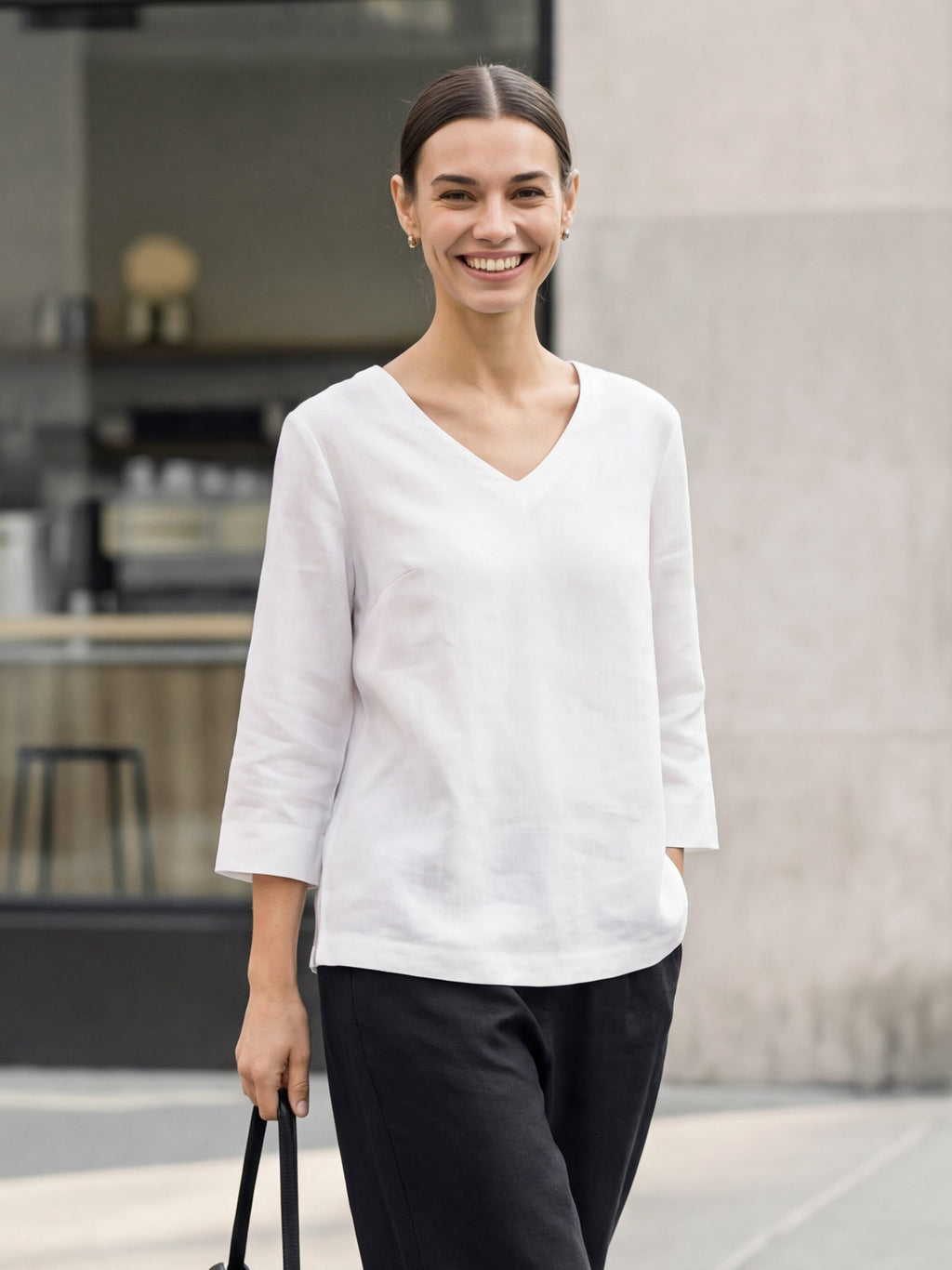 LINTICO LINTICO Linen-Lyocell V-Neck Button Detail Overtop ODETTE — construction detail
