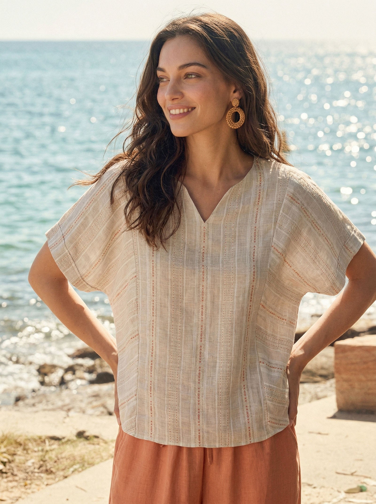 LINTICO Linen Split-Neck Drop-Shoulder Top KIERA — construction detail