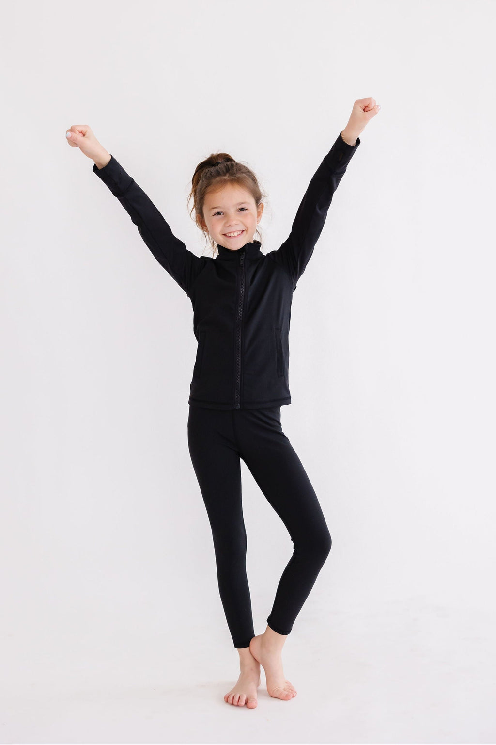 Mila & Rose ® SALE Balanced Black Full-Zip Ruffle Active Jacket — color detail