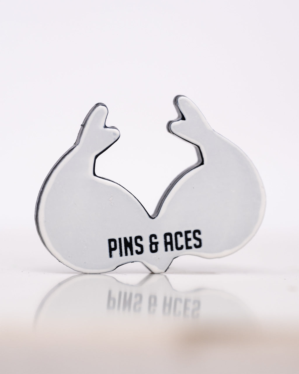 Pins and Aces Real Tree Antlers Ball Marker — side view
