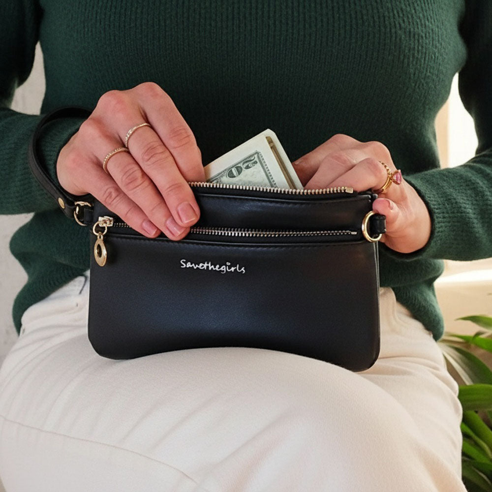 SaveTheGirls Bella RFID — product on model