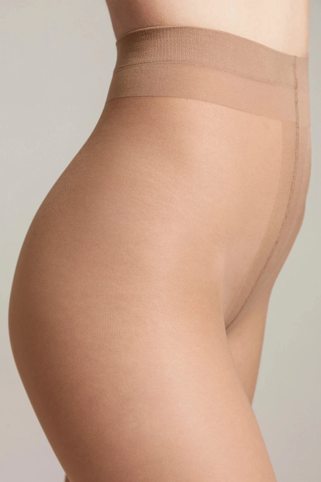 TheRanok.com Tights Conte Dress Code 40 Den - Business Elegance for Everyday — lifestyle context