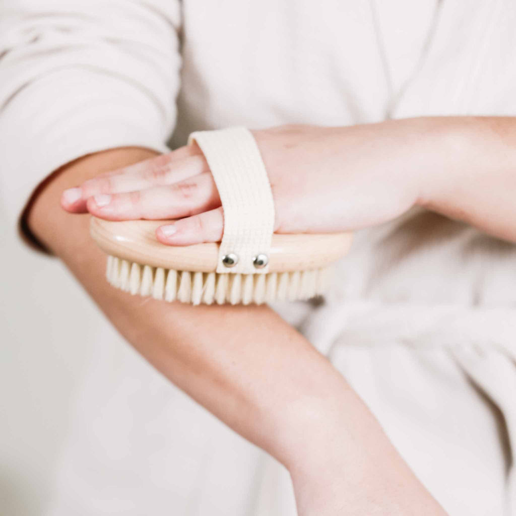 Pretty farm girl Dry Body Brush — main product shot