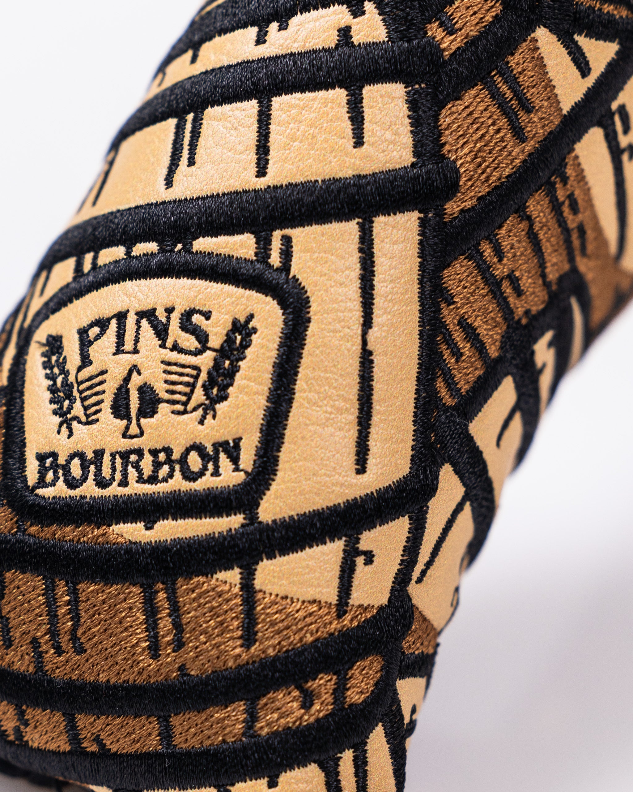 Bourbon Barrel Blade Putter Cover – Pins and Aces, view 12