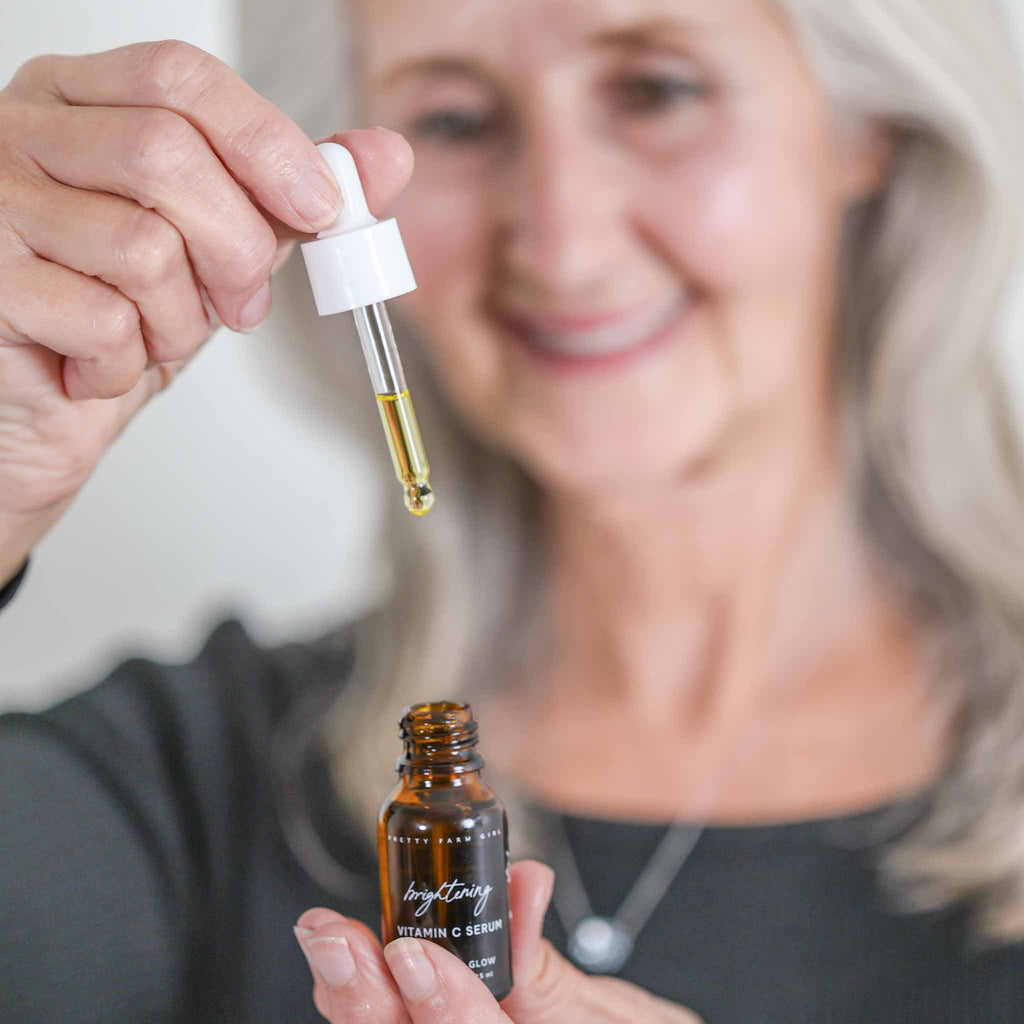 Pretty farm girl Brightening Serum  Vitamin C — lifestyle context
