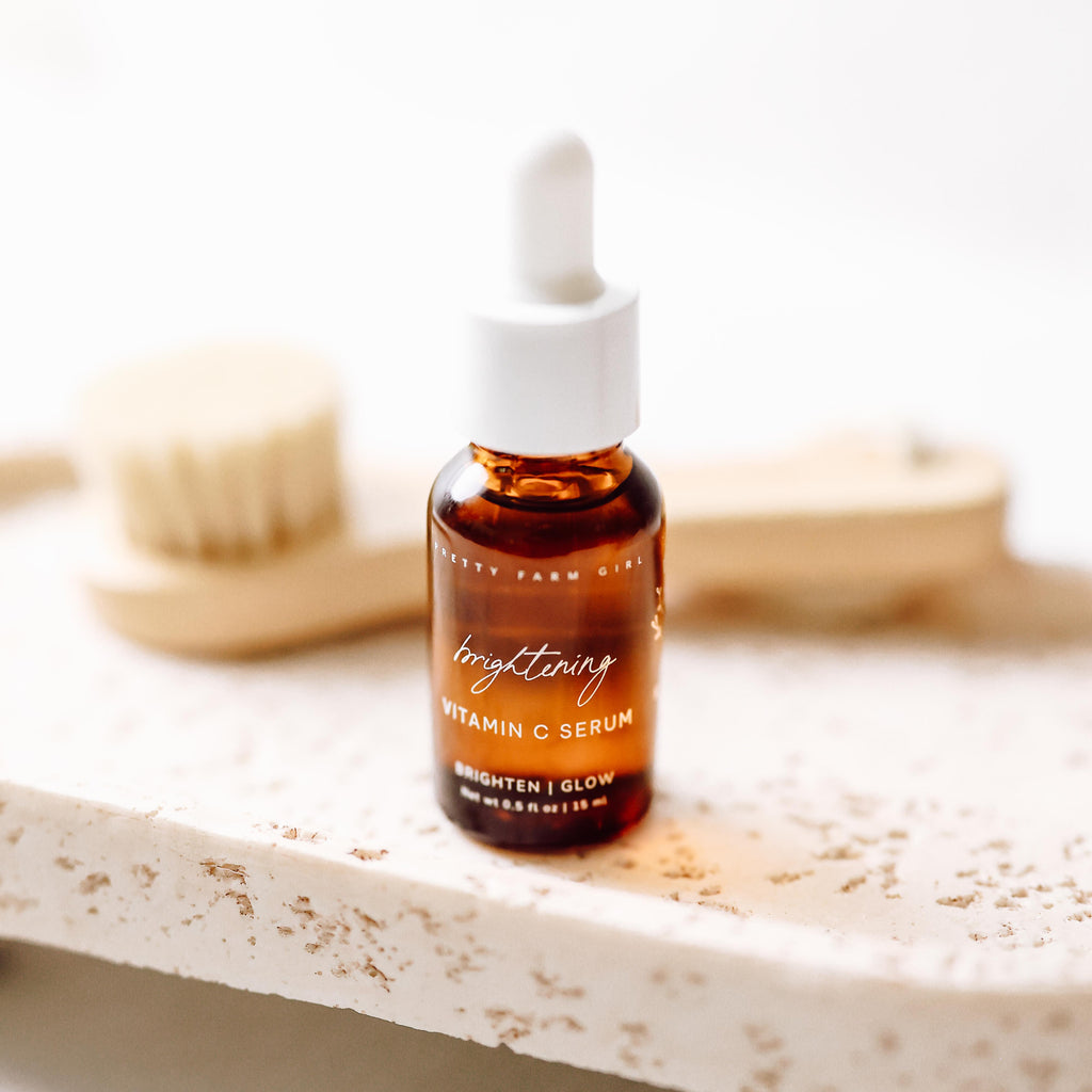 Pretty farm girl Brightening Serum  Vitamin C — main product shot