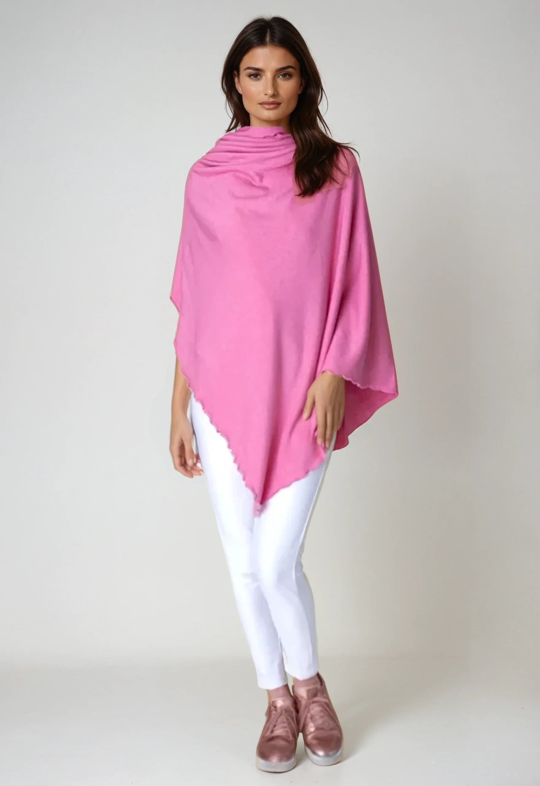 Buki Buki Travel Wrap - Charcoal Grey — color detail