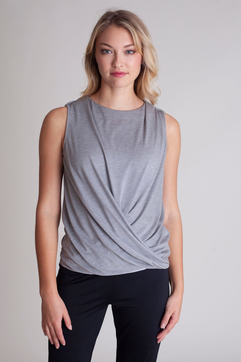 Buki Boss (Babe) T-Shirt - Heather Gray — main product shot