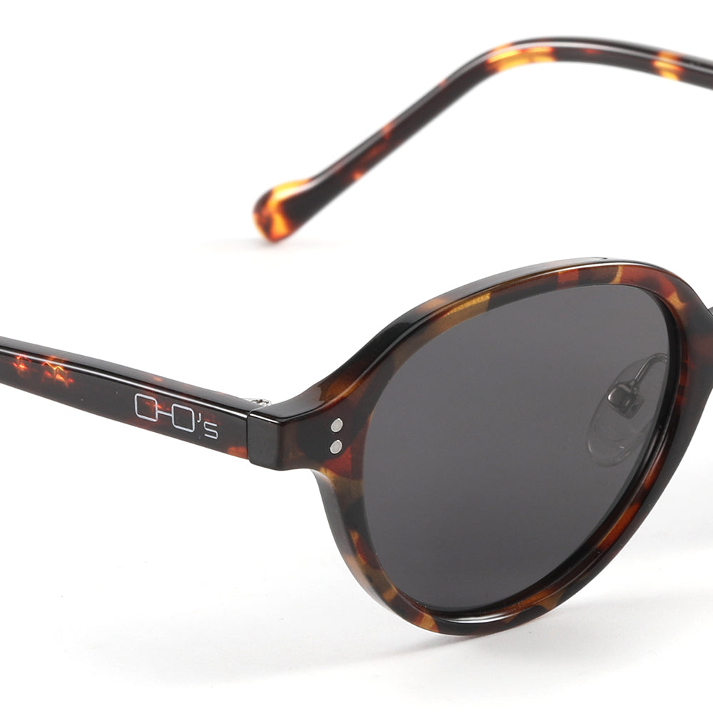 OHO's OHO's CURRENT Sunglasses — Modern Square Frames — lifestyle worn / used context