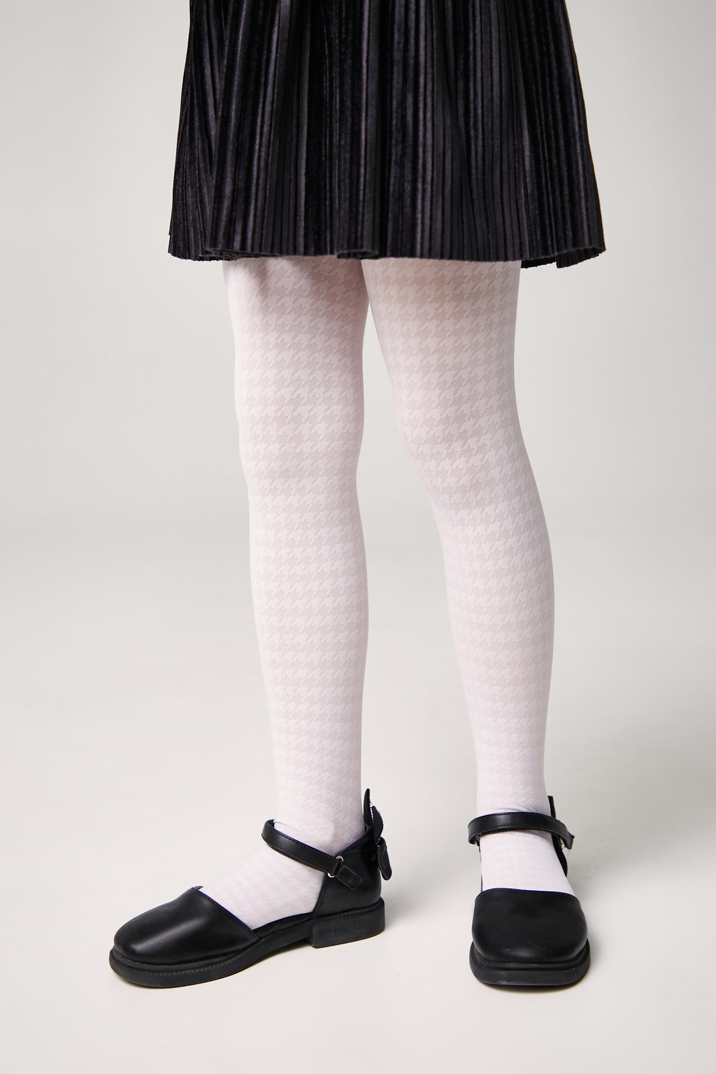 TheRanok.com Conte Tights for girls Chanel 40 Den - Houndstooth Pattern — side view