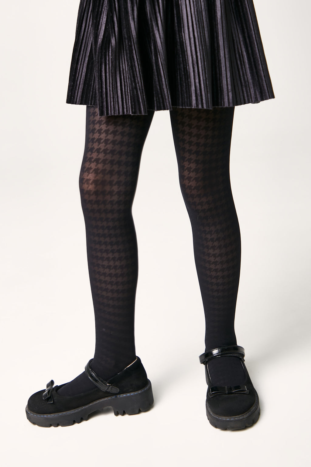 TheRanok.com Conte Tights for girls Chanel 40 Den - Houndstooth Pattern — color detail