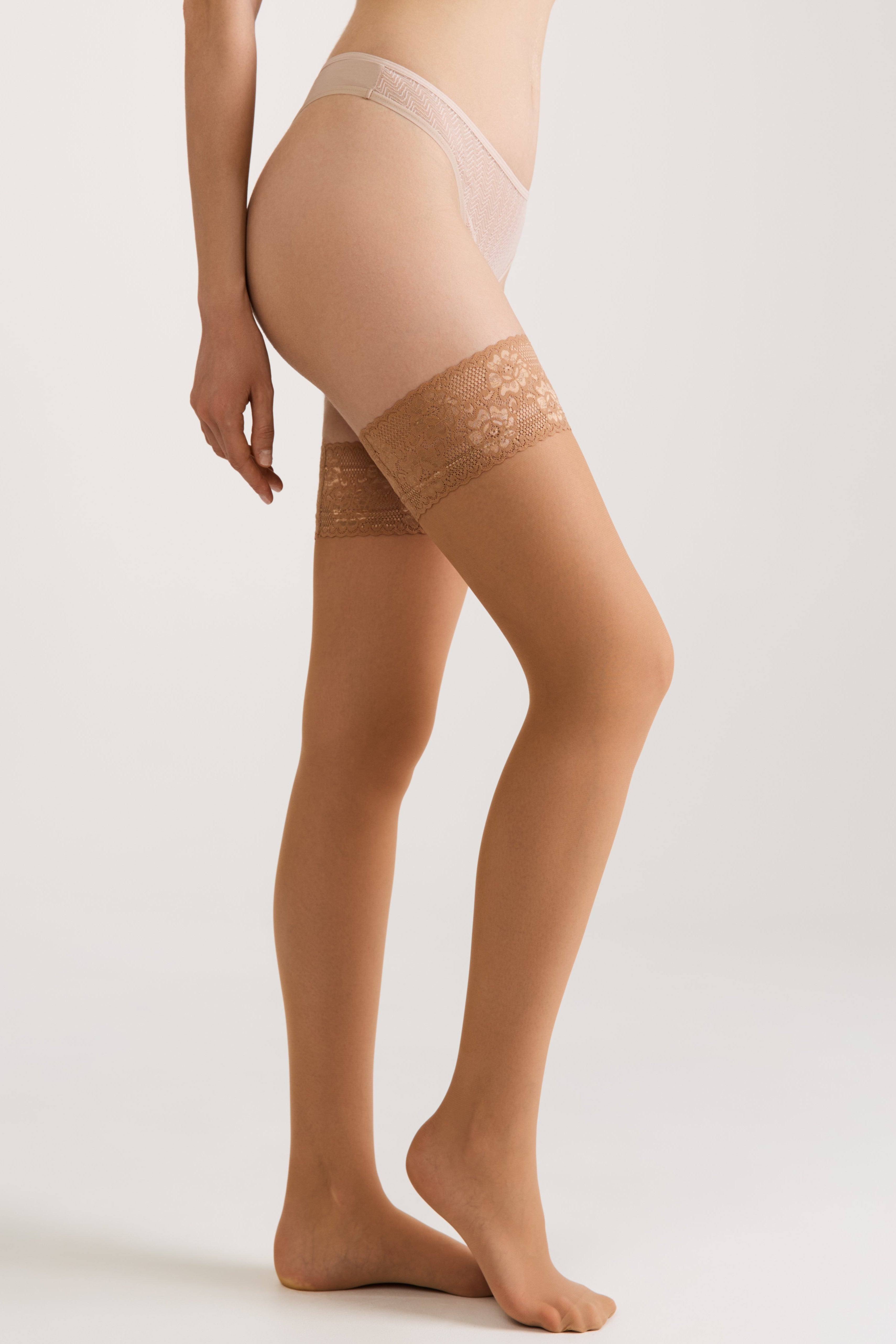 TheRanok.com Stockings Conte Class 40 Den - Silicone Lace Top — size reference