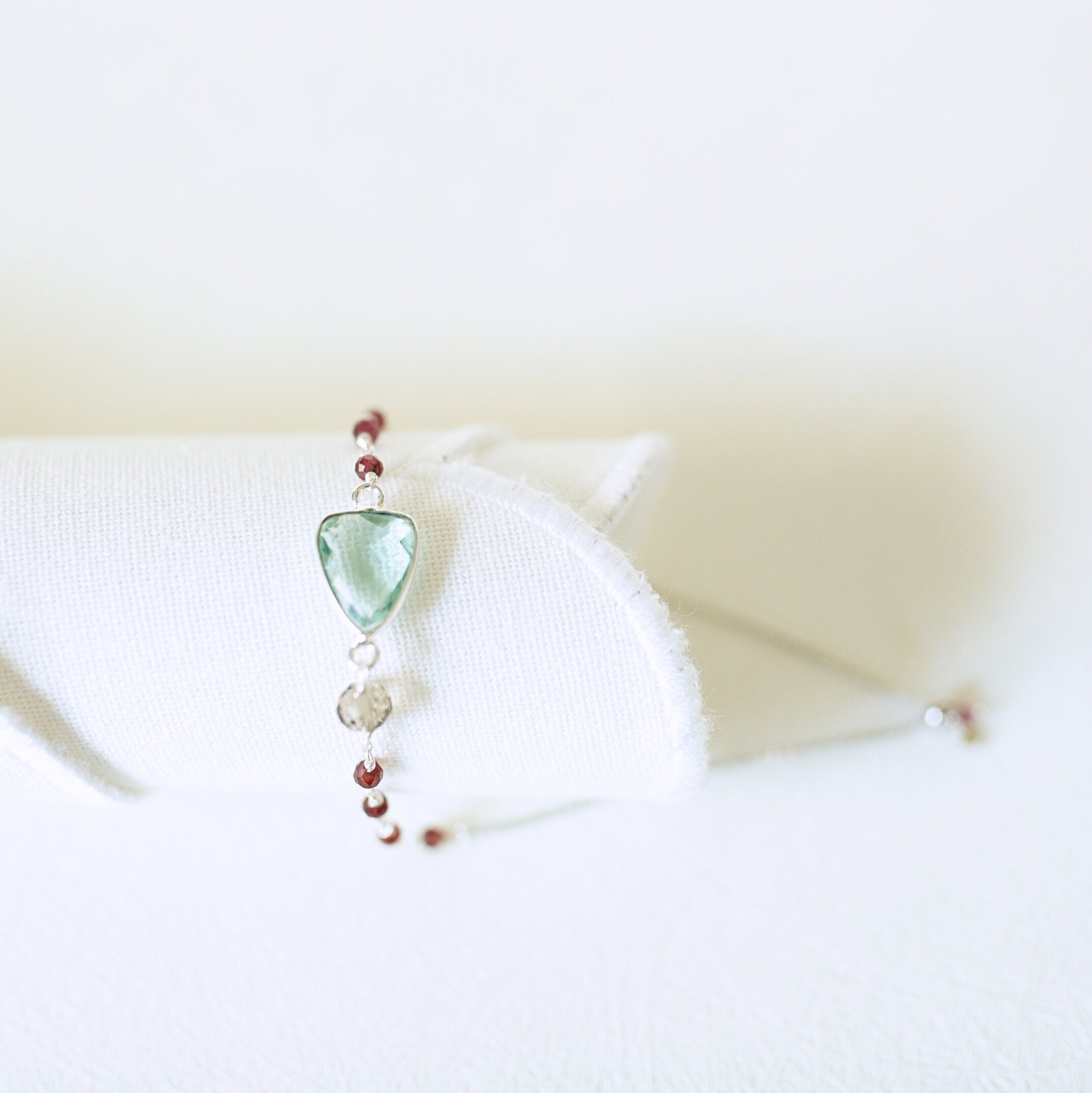 PARKEN JEWELRY PARKEN JEWELRY Green Amethyst Silver Isla Bracelet — main product shot