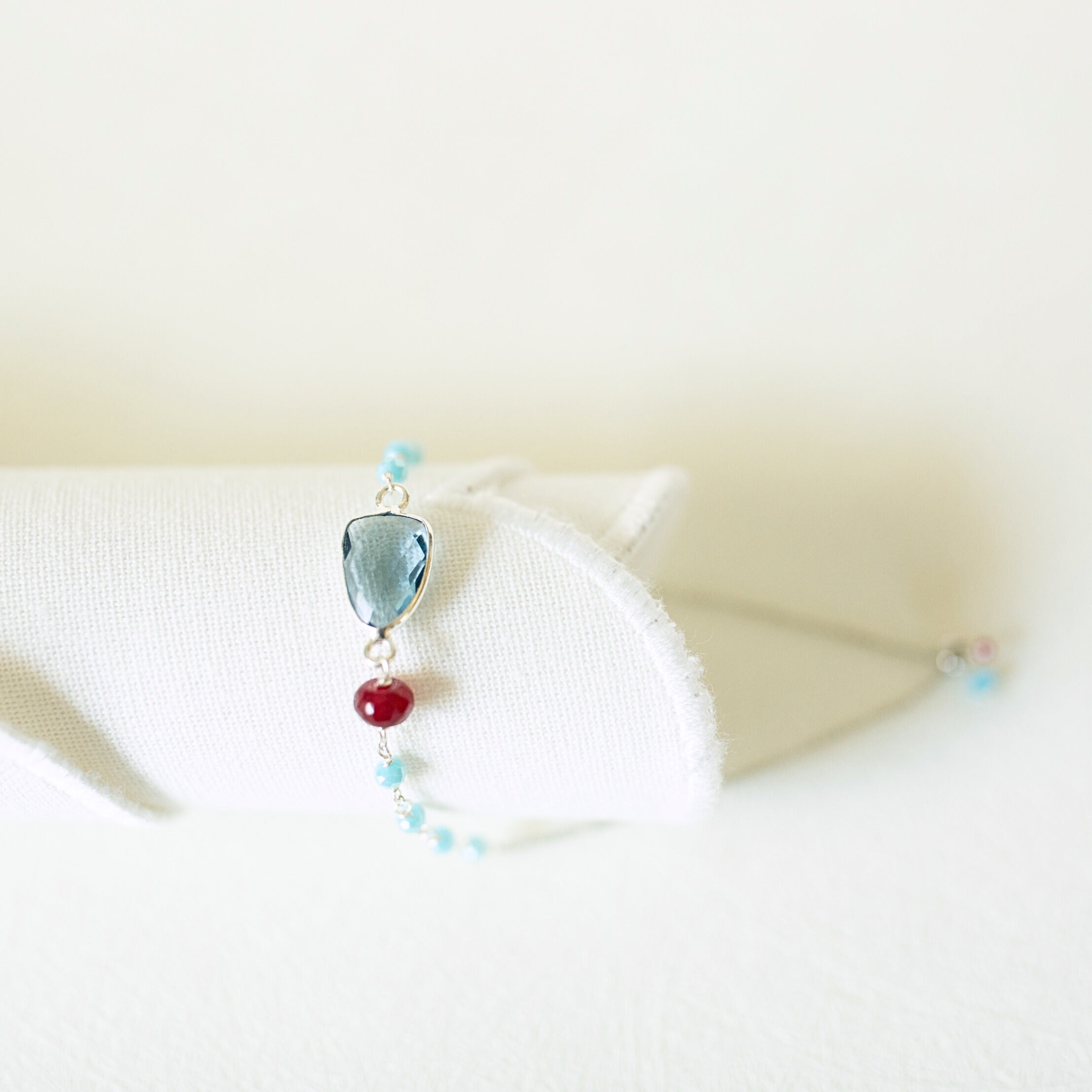 London Blue Quartz Gold Isla Bracelet