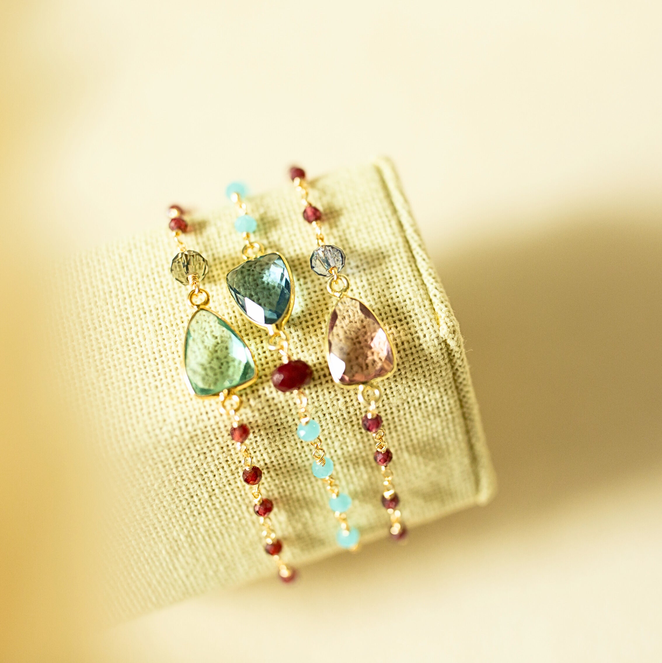 PARKEN JEWELRY PARKEN JEWELRY Green Amethyst Gold Isla Bracelet — comparison shot