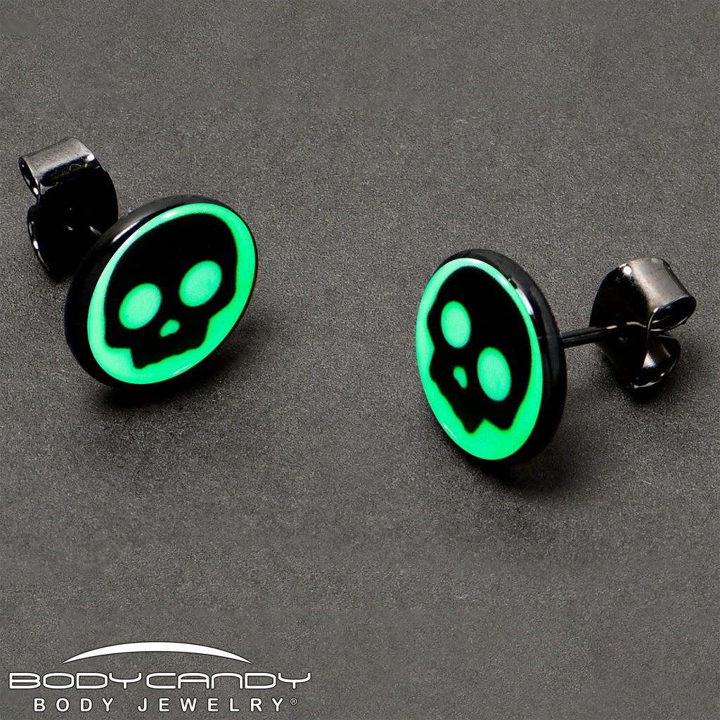 BodyCandy Simple Skull Glow in the Dark Stud Earrings by Onyx O — size reference