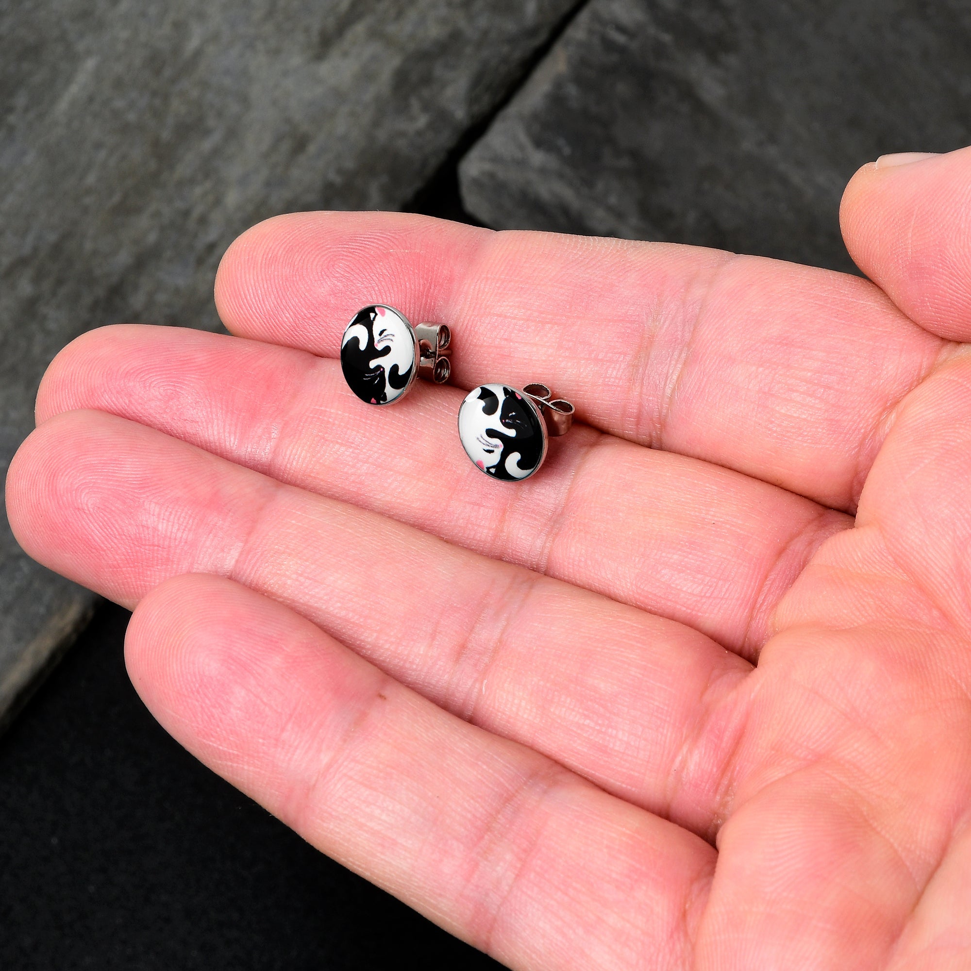 BodyCandy Cute Kitty Cat Yin Yang Stud Earrings by Onyx O — detail close-up