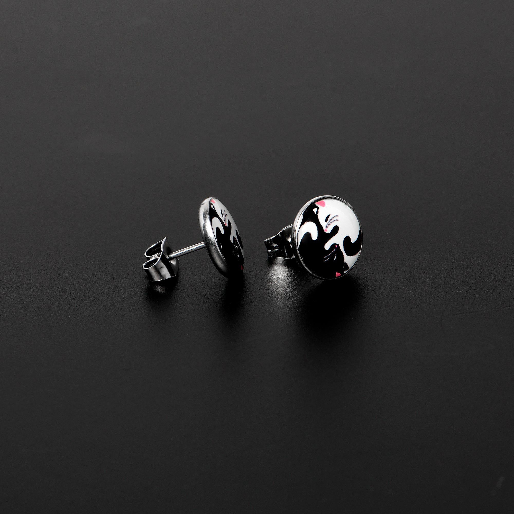 BodyCandy Cute Kitty Cat Yin Yang Stud Earrings by Onyx O — lifestyle context