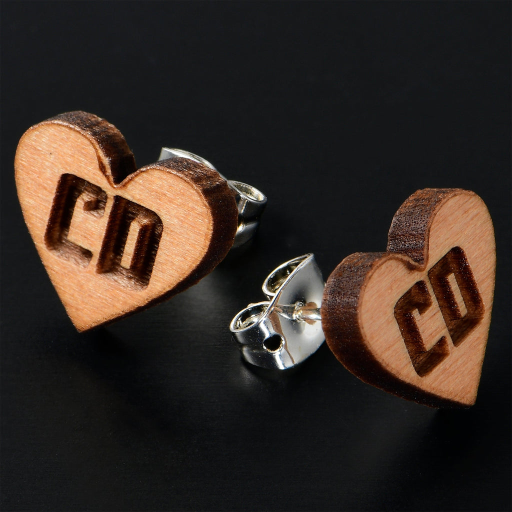 BodyCandy Custom No 2 Earrings Wood Initial Heart Personalized Stud Earrings — detail close-up