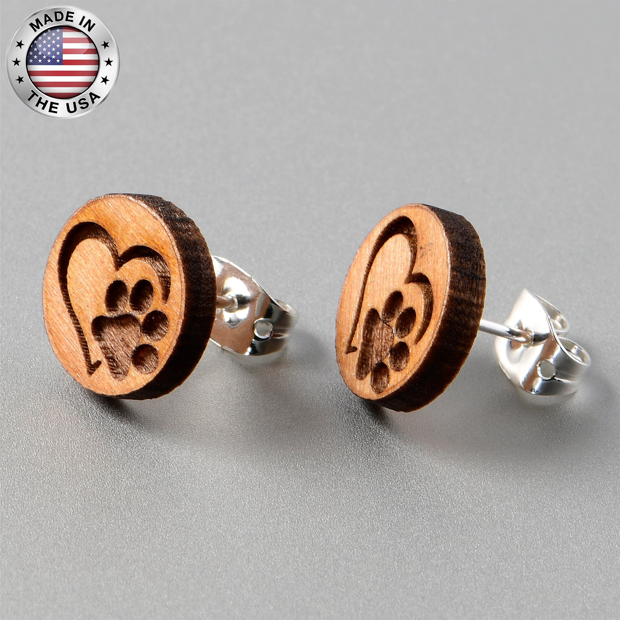 BodyCandy Natural Maple Wood Heart Paw Print Stud Earrings — size reference