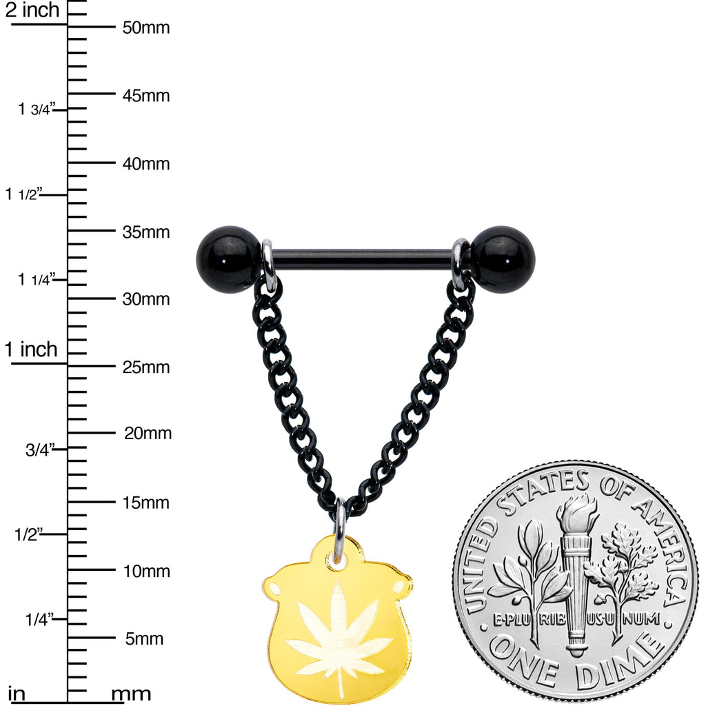 BodyCandy 14G 1/2 Pot o Gold Pot Leaf St Patricks Dangle Nipple Ring Set — detail close-up