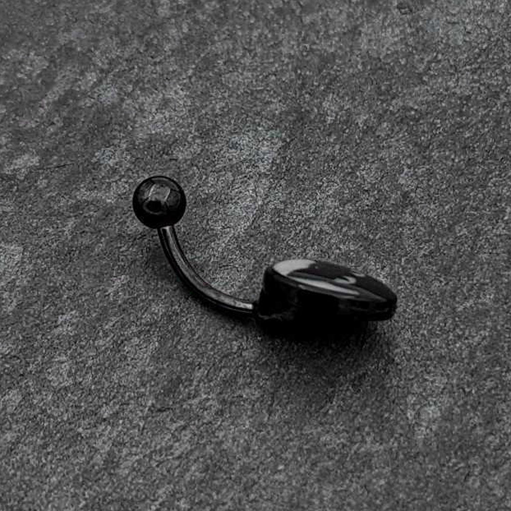 BodyCandy Black Glow in the Dark Peeking Black Cat Belly Ring by Onyx O — color detail