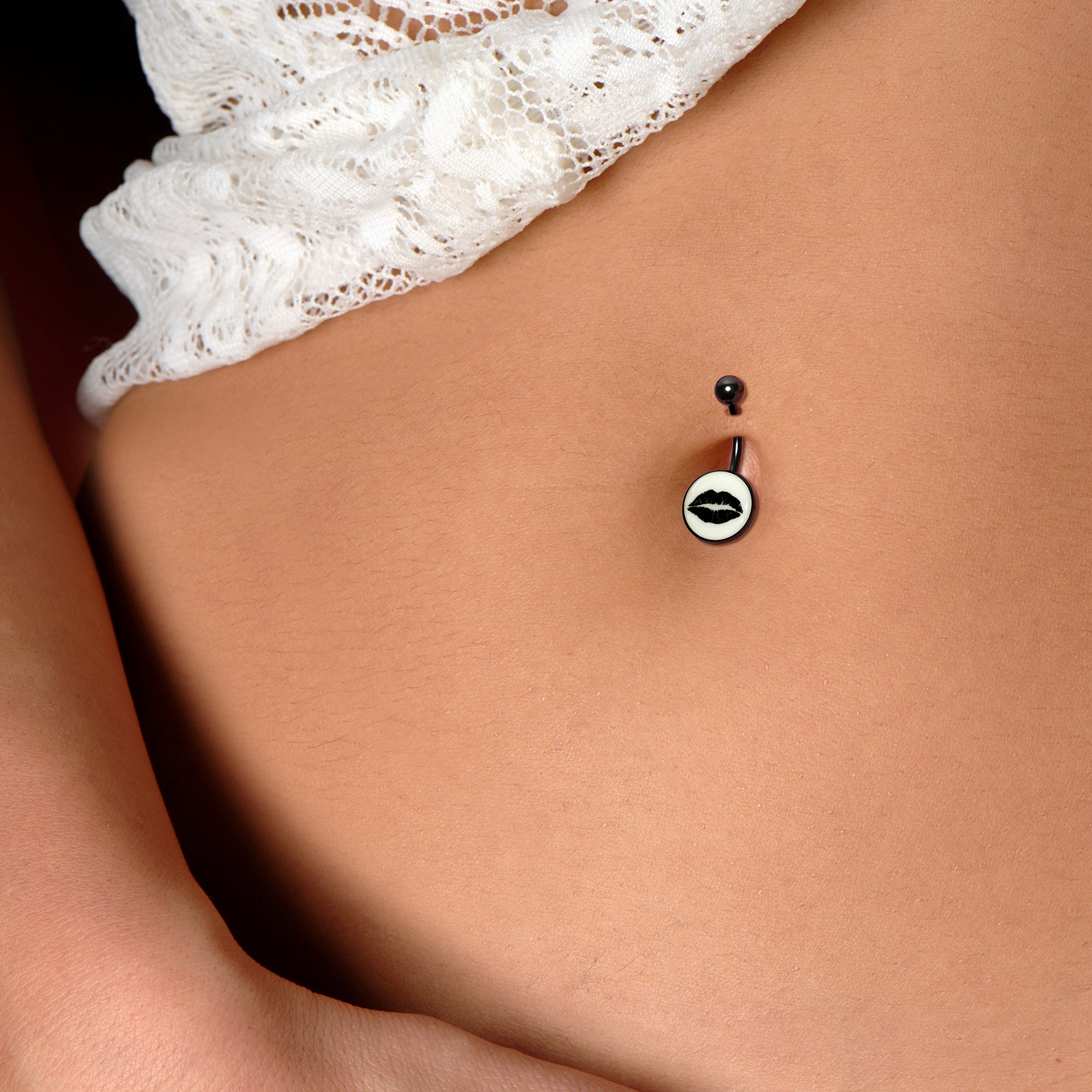 BodyCandy Black Glow in the Dark Lipstick Kiss Mark Belly Ring by Onyx O — back view