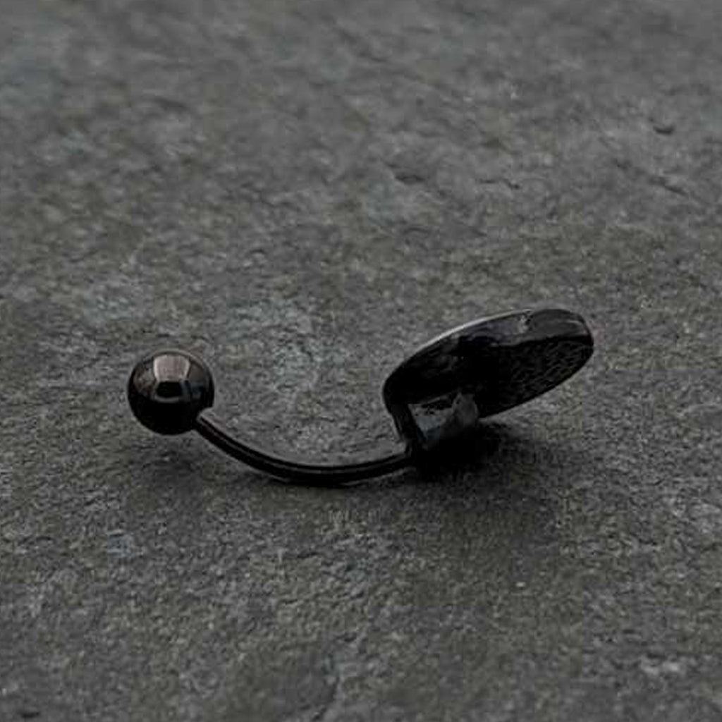 BodyCandy Black Glow in the Dark Radioactive Belly Ring by Onyx O — size reference